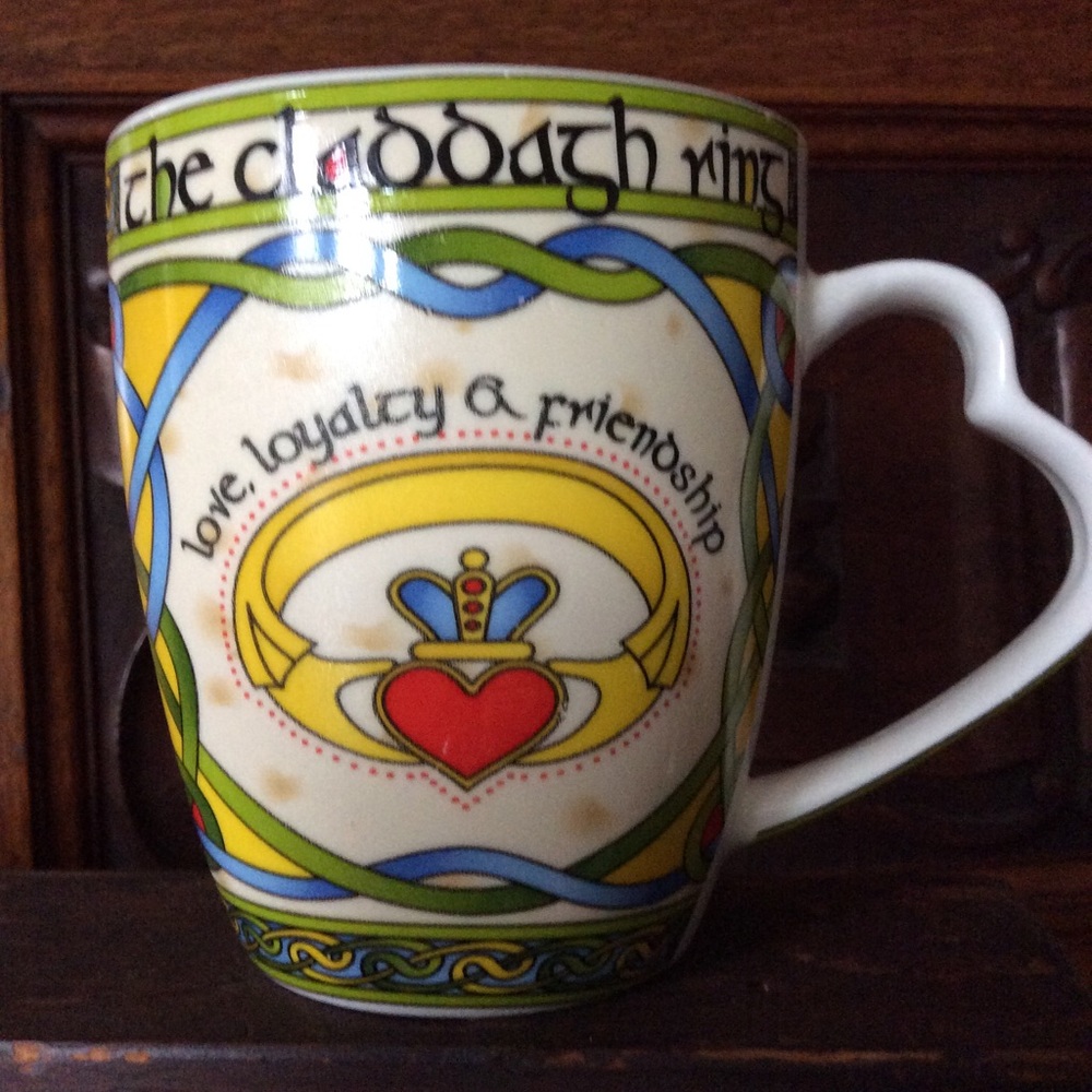 Irish Claddagh Ring: Mug/Cup - Picture 7 of 11